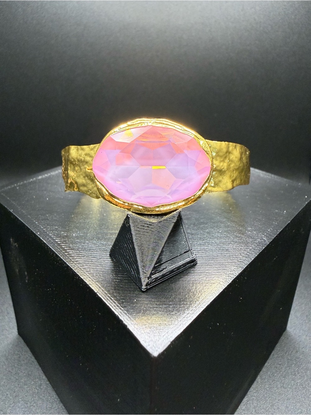 Gold Cuff Bracelet with Pink Faceted Oval crystal gem.💎